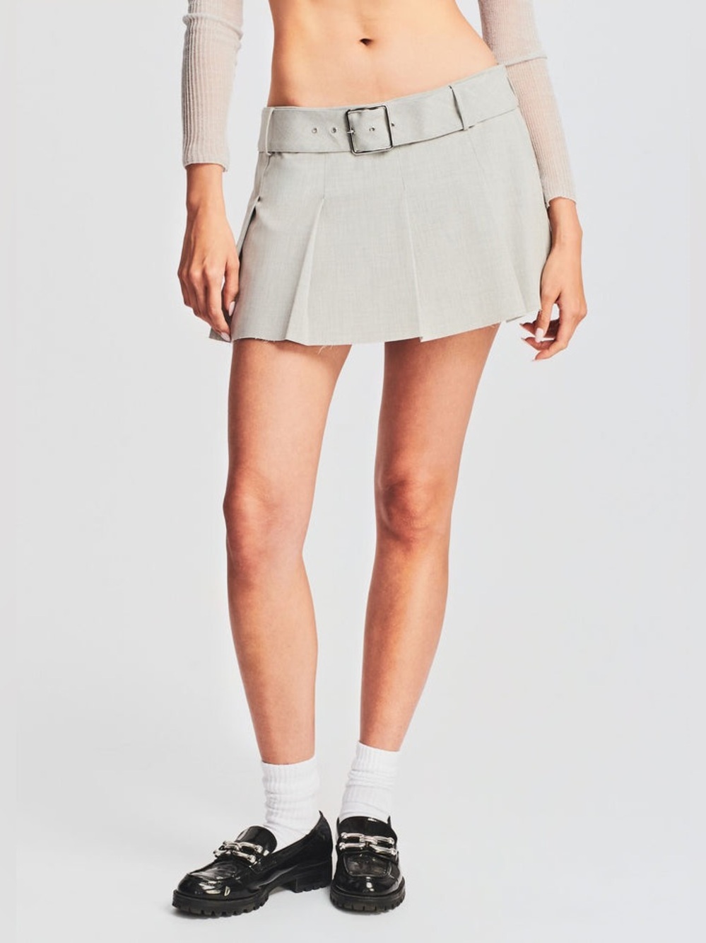 New Revolve Seroya Kimi Grey Belt Mini Pleated Skirt Large